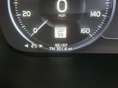 2019 Volvo XC60 T5 Momentum