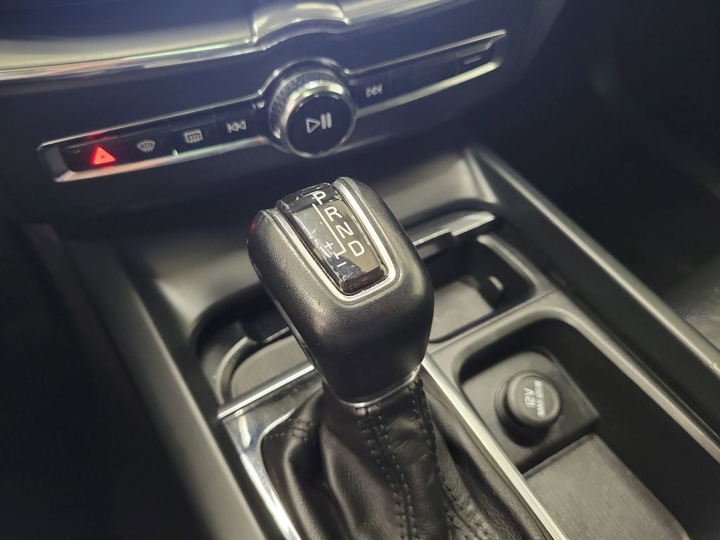 2019 Volvo XC60 T5 Momentum