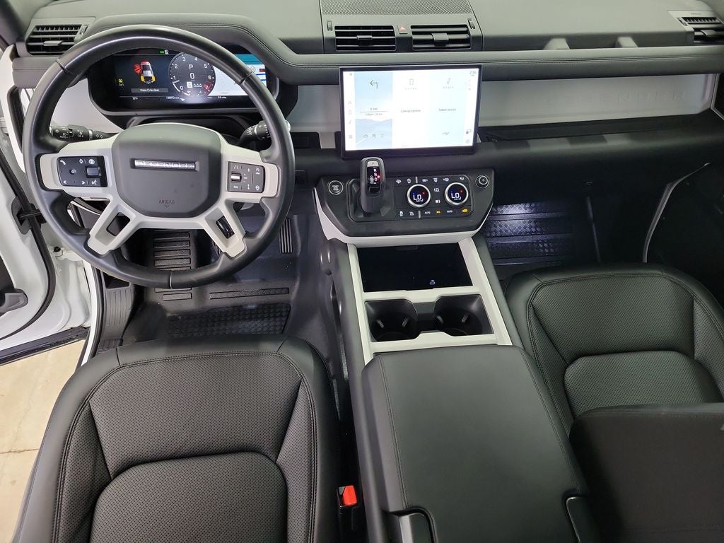 2025 Land Rover Defender 110 S