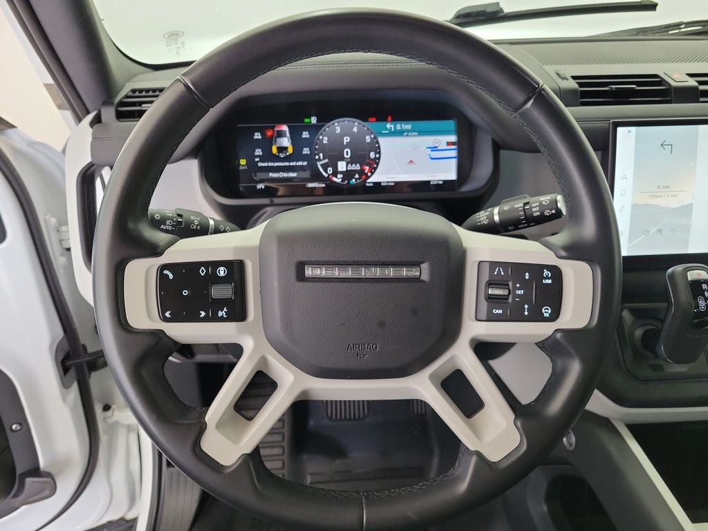 2025 Land Rover Defender 110 S