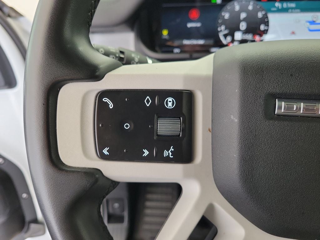 2025 Land Rover Defender 110 S