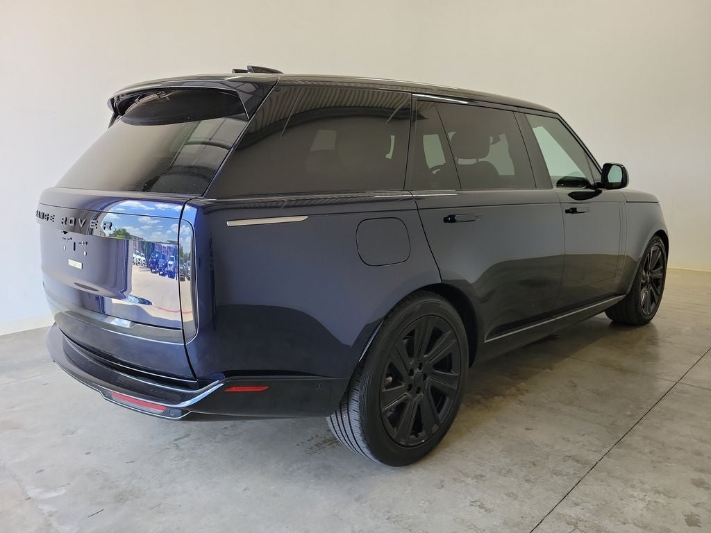2023 Land Rover Range Rover SE LWB