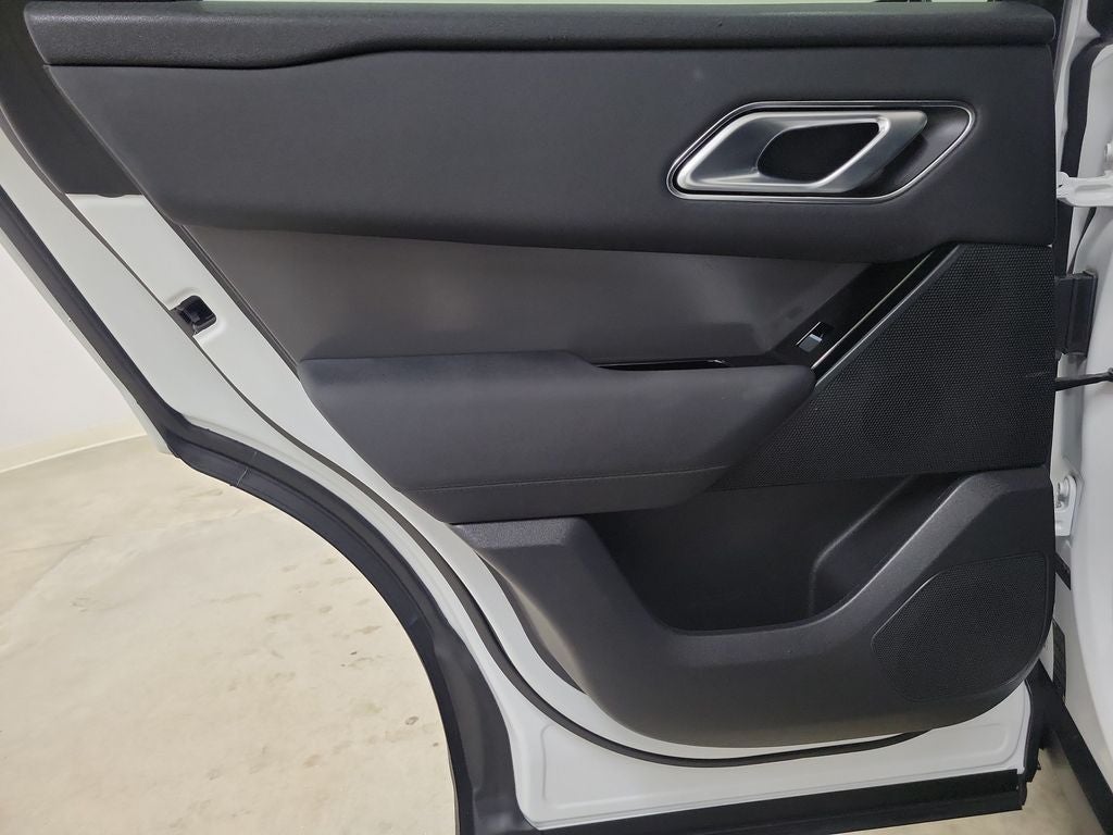 2025 Land Rover Range Rover Velar Dynamic SE