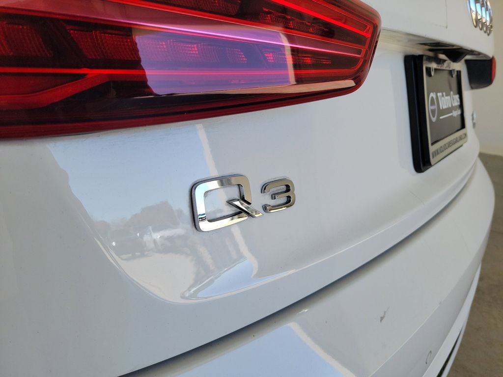 2018 Audi Q3 2.0T Premium quattro