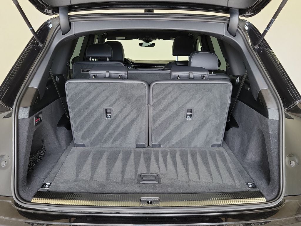 2025 Audi Q7 55 Premium Plus quattro