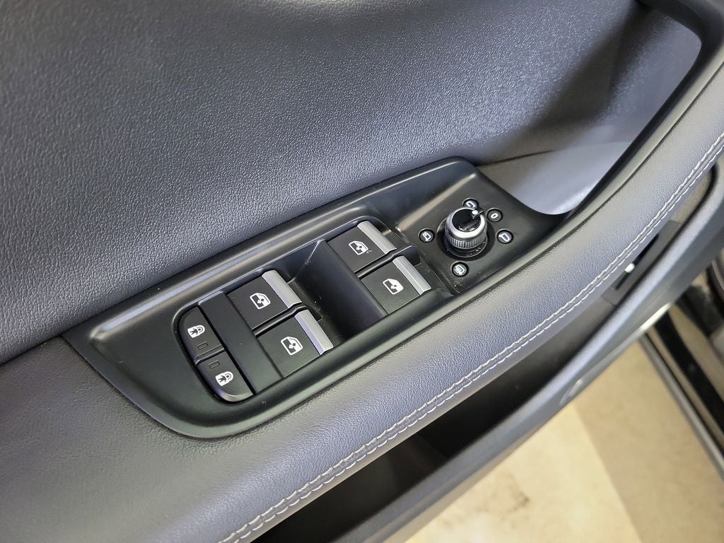 2025 Audi Q7 55 Premium Plus quattro
