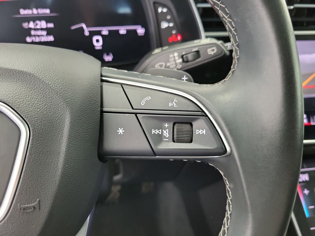2025 Audi Q7 55 Premium Plus quattro