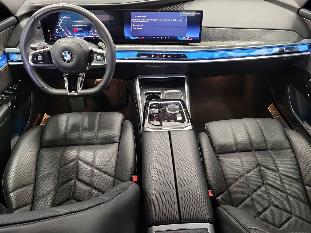 2025 BMW 7 Series 740i
