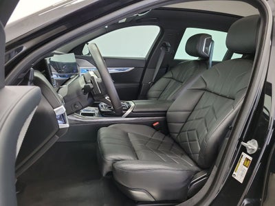 2025 BMW 7 Series 740i