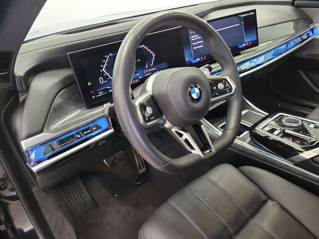 2025 BMW 7 Series 740i