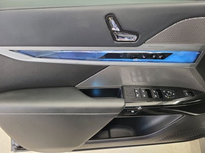 2025 BMW 7 Series 740i