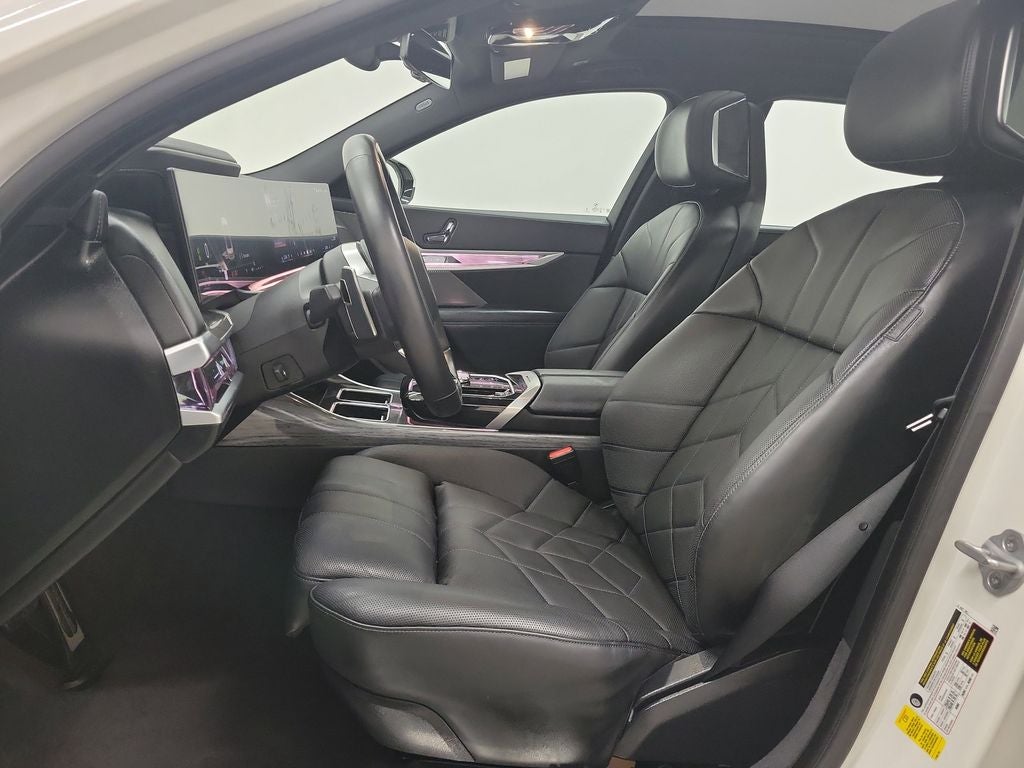 2024 BMW 7 Series 740i