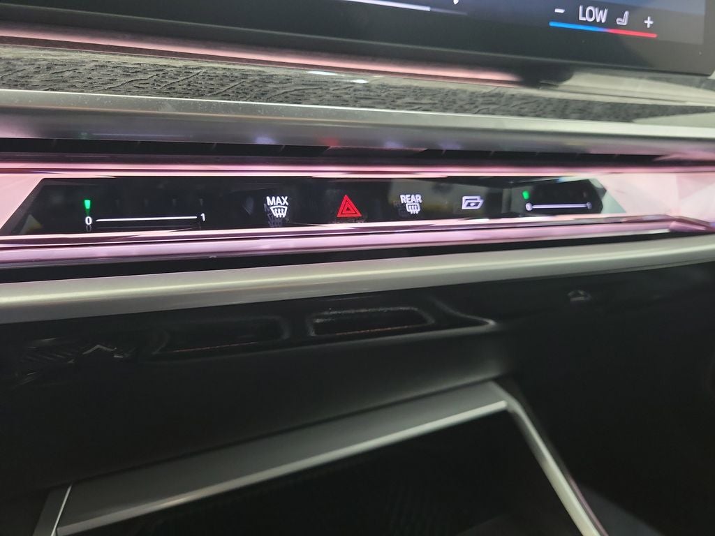 2024 BMW 7 Series 740i