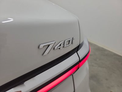 2024 BMW 7 Series 740i
