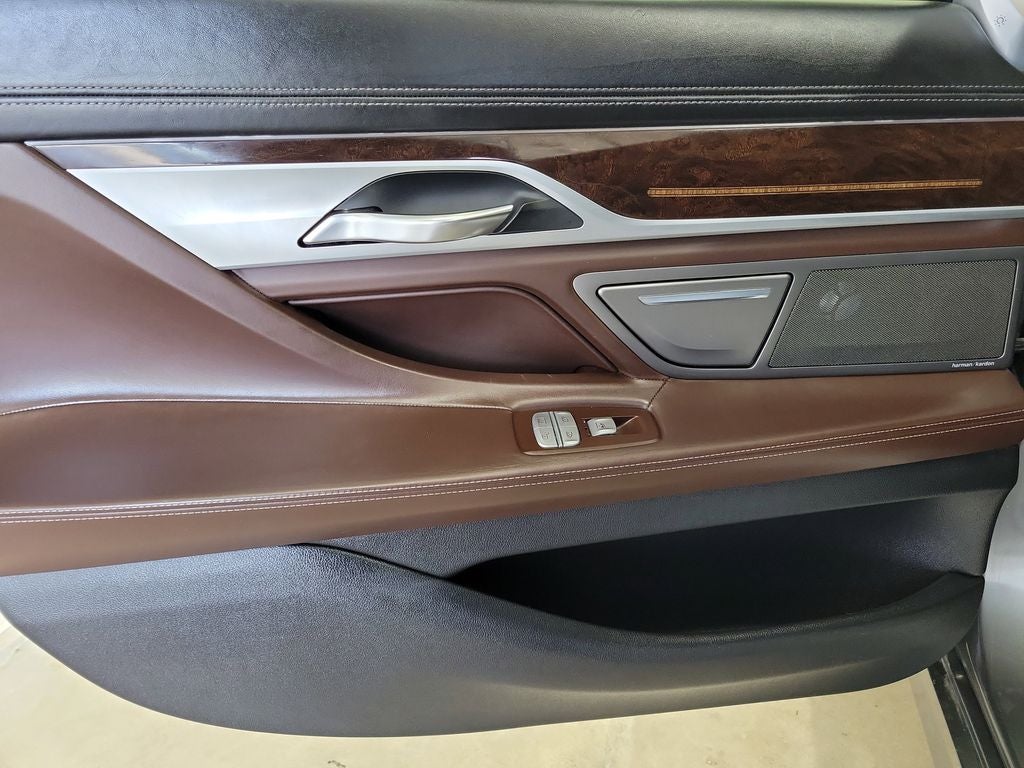 2017 BMW 7 Series 740i