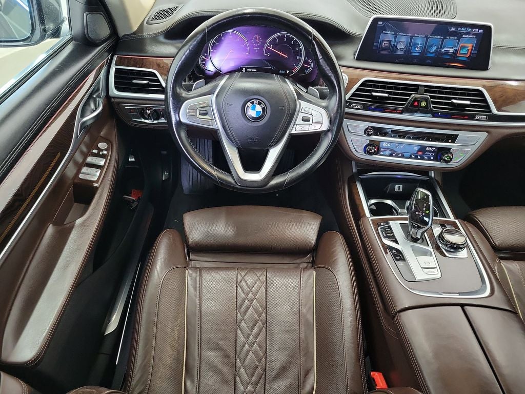 2017 BMW 7 Series 740i