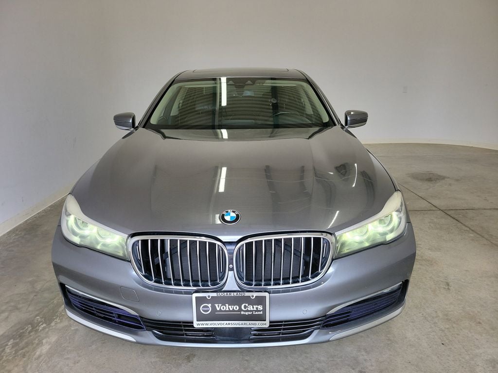 2017 BMW 7 Series 740i