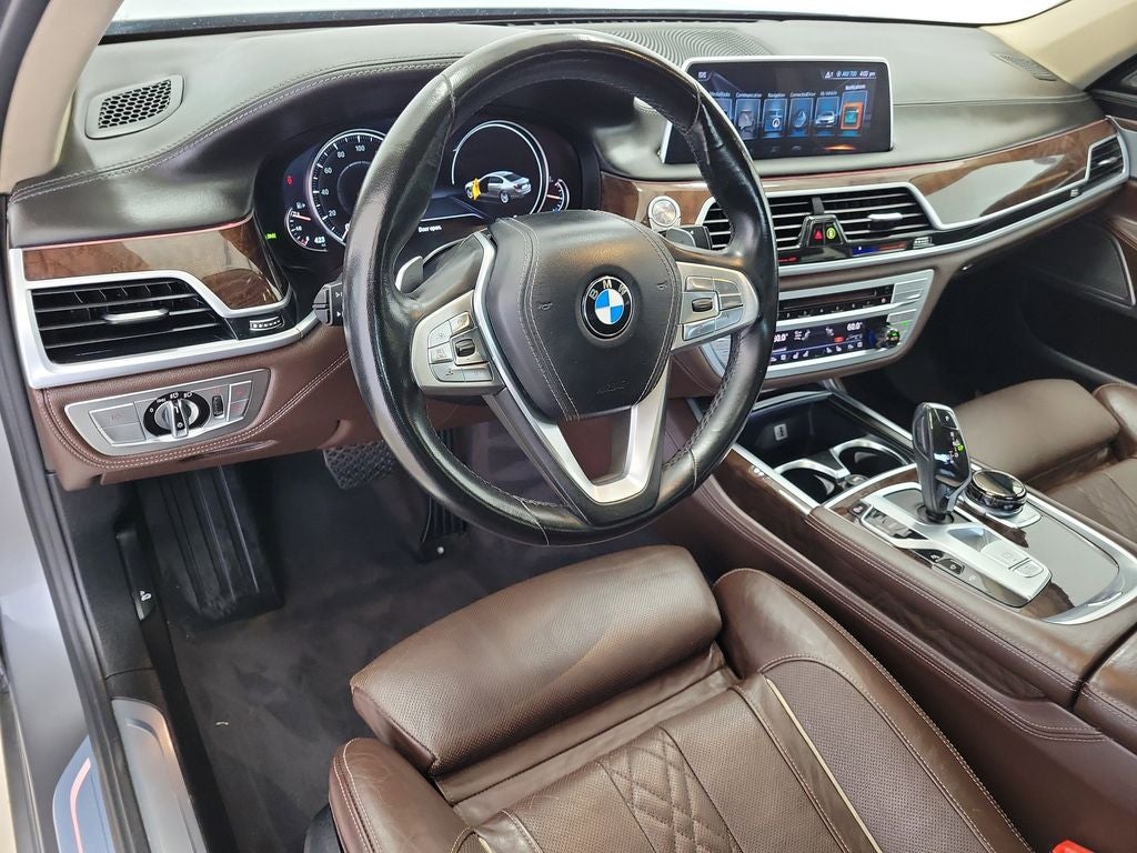 2017 BMW 7 Series 740i