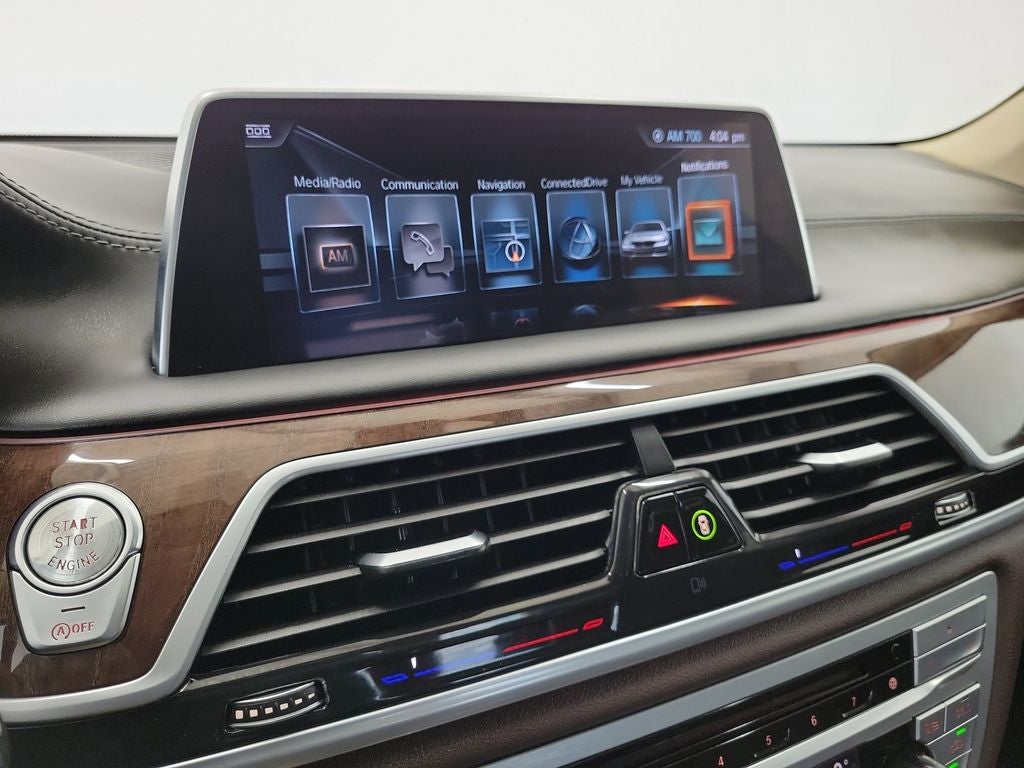 2017 BMW 7 Series 740i