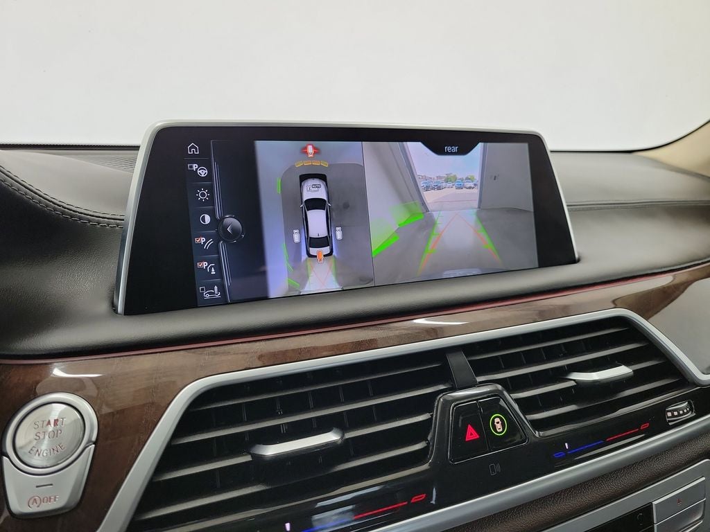 2017 BMW 7 Series 740i