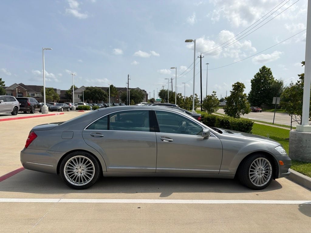 2010 Mercedes-Benz S-Class S 550