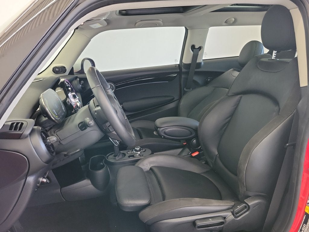 2023 MINI Cooper SE Electric Iconic