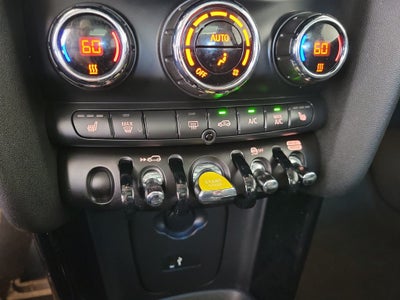 2023 MINI Cooper SE Electric Iconic