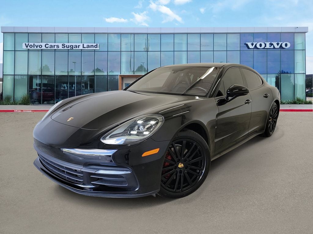 2017 Porsche Panamera 4 Executive