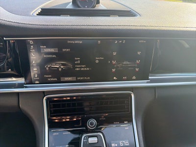 2017 Porsche Panamera 4 Executive