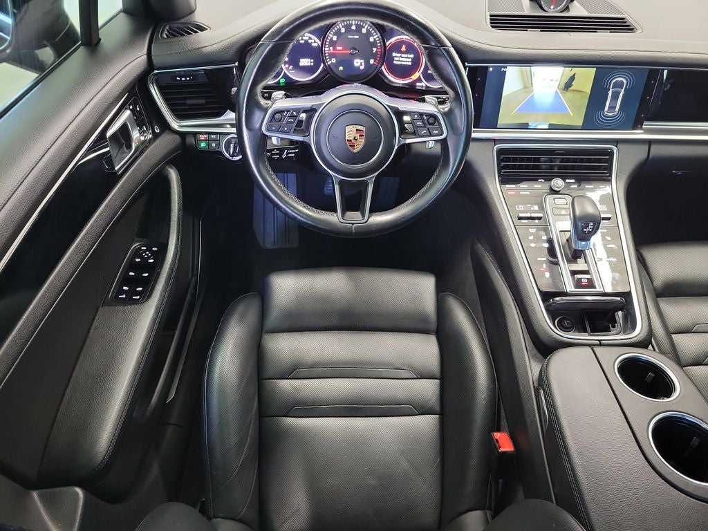 2017 Porsche Panamera 4 Executive