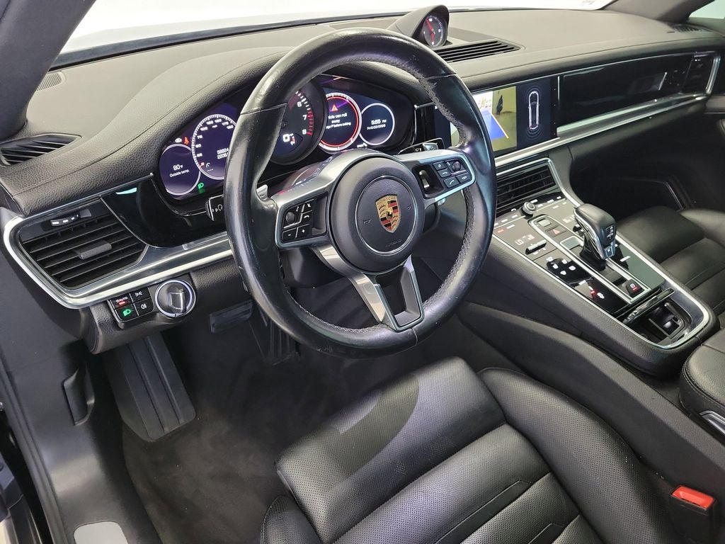 2017 Porsche Panamera 4 Executive
