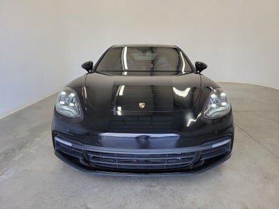 2017 Porsche Panamera 4 Executive