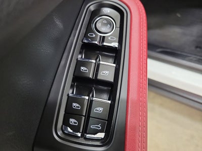 2023 Porsche Macan T