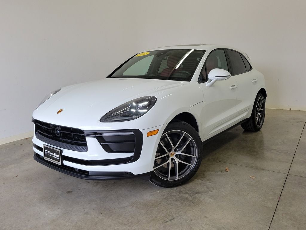 2023 Porsche Macan T