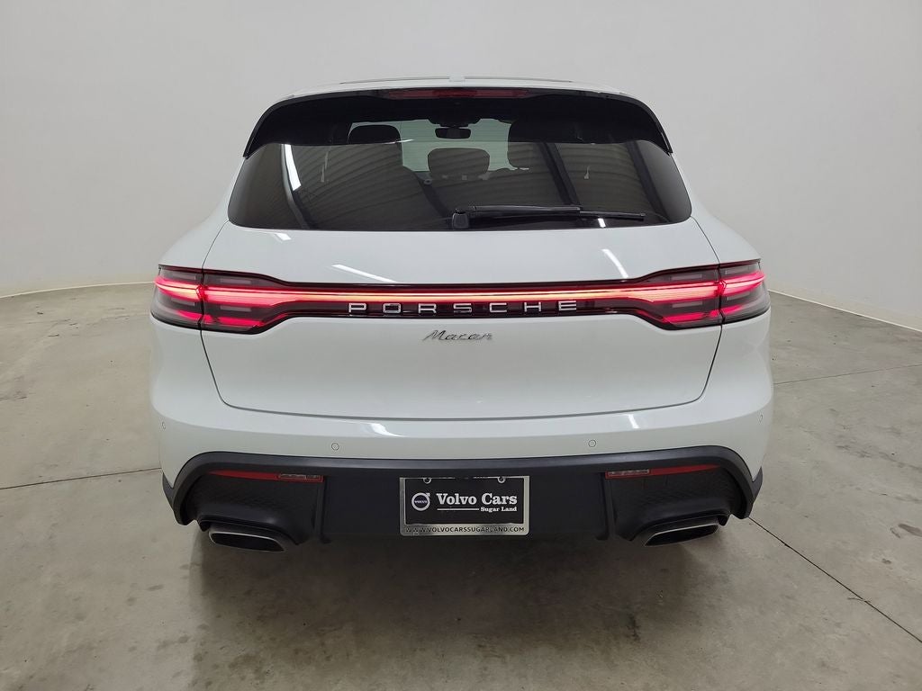 2023 Porsche Macan T