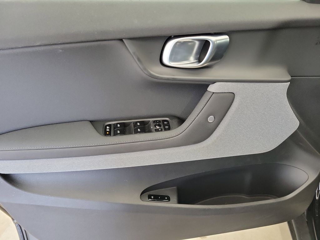 2023 Polestar 2 Long Range Dual Motor
