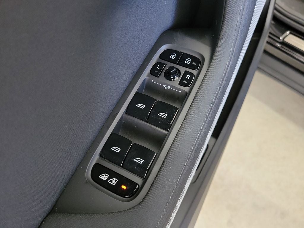 2023 Polestar 2 Long Range Dual Motor