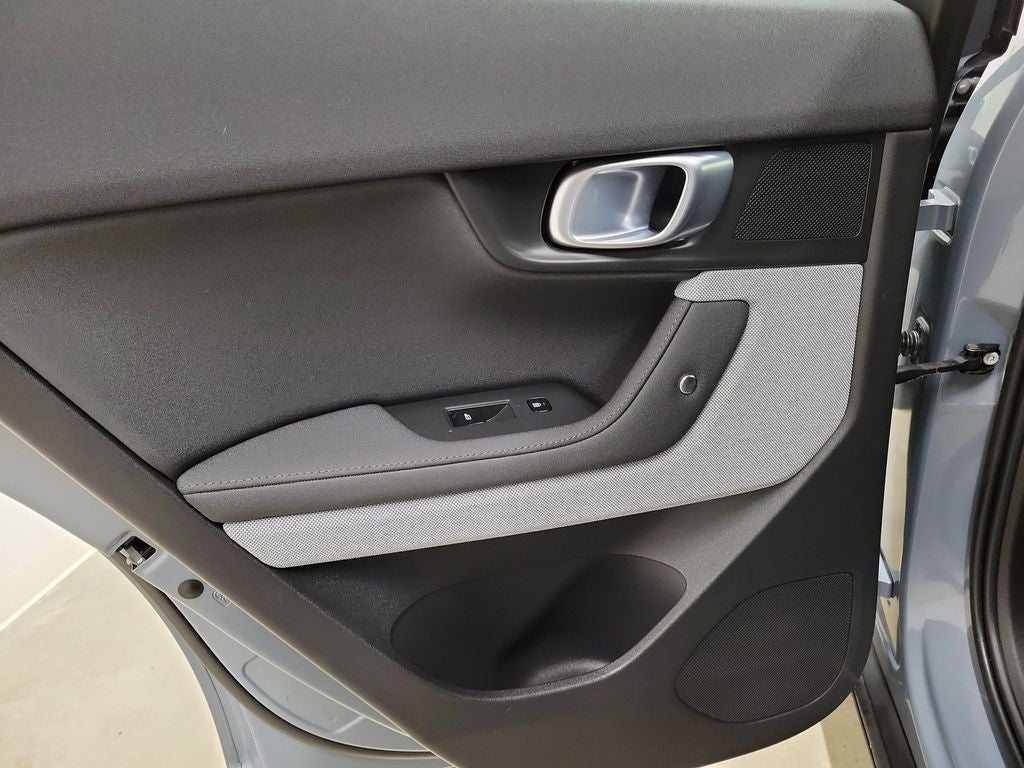 2023 Polestar 2 Long Range Dual Motor