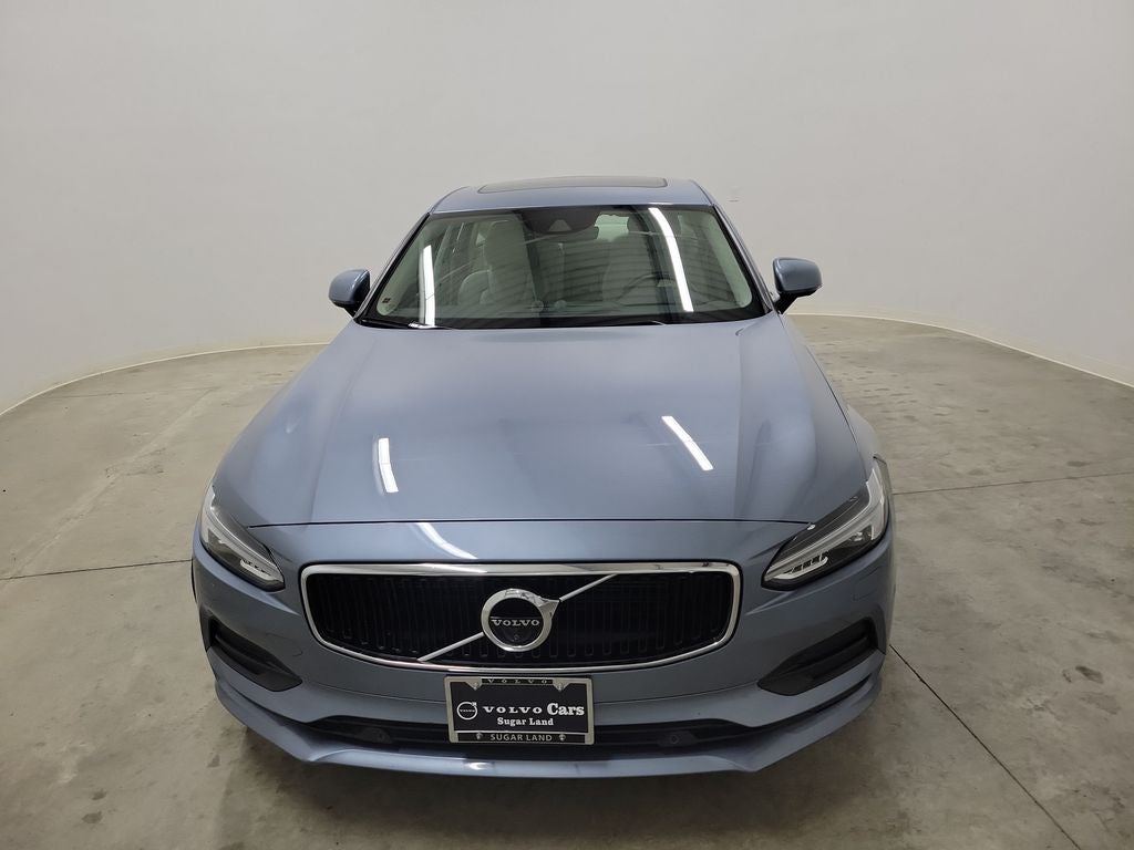 2017 Volvo S90 T6 Momentum