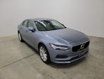 2017 Volvo S90 T6 Momentum