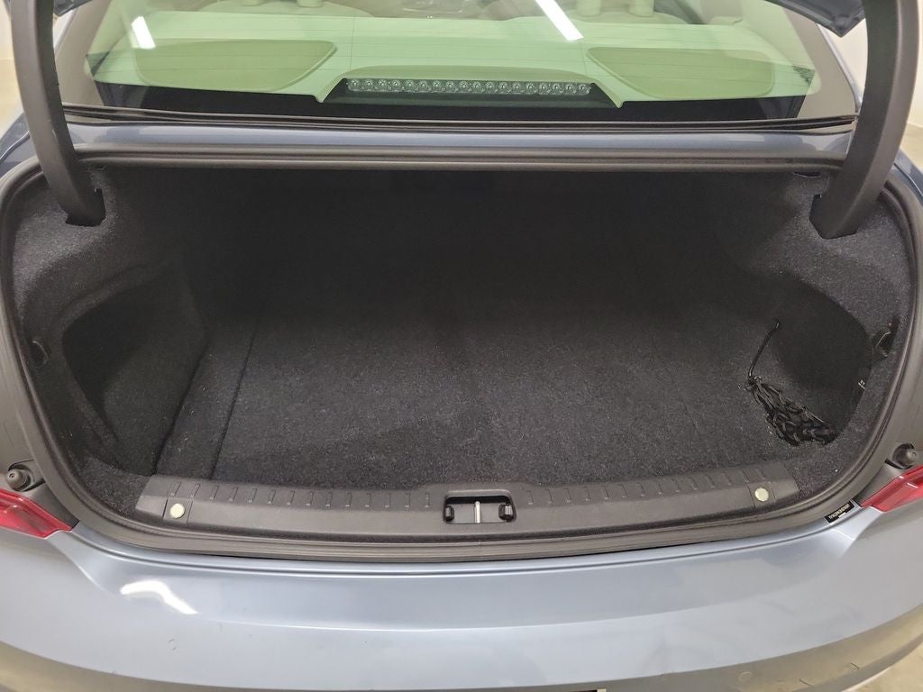 2017 Volvo S90 T6 Momentum