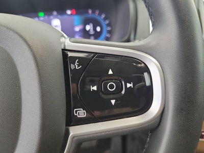 2023 Volvo XC90 B6 Plus 6-Seater