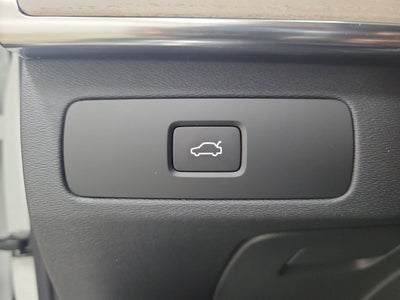 2026 Volvo XC90 B6 Plus 6-Seater