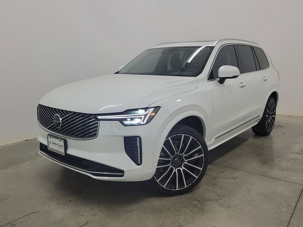2026 Volvo XC90 B6 Plus 6-Seater