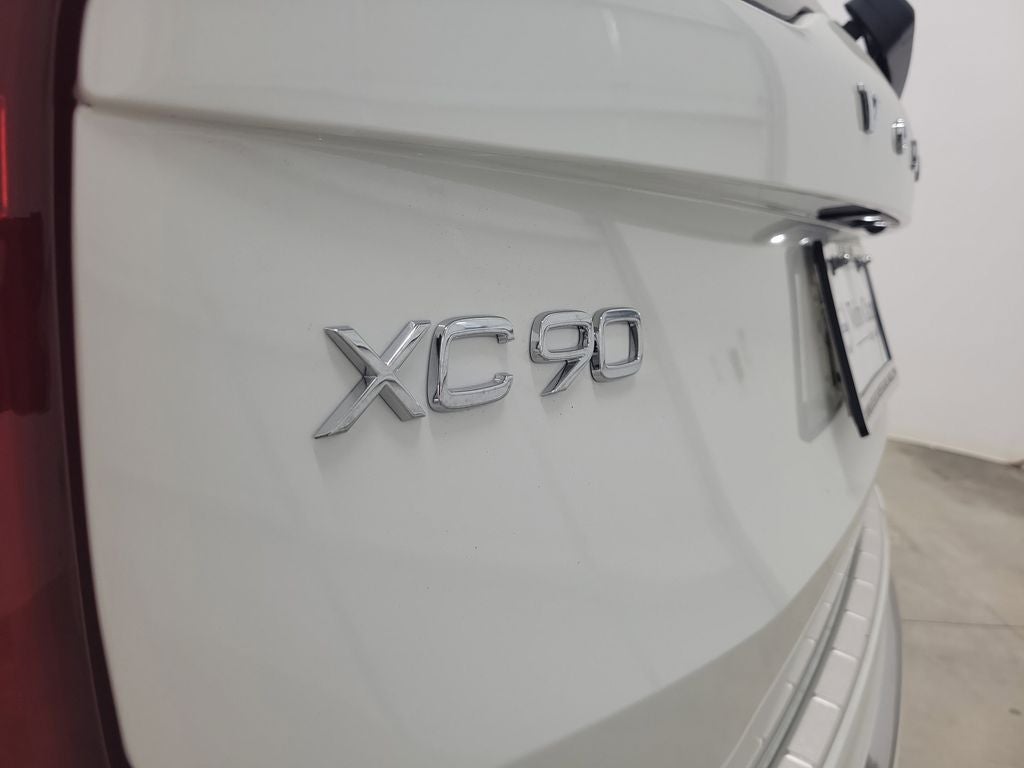 2026 Volvo XC90 B6 Plus 6-Seater