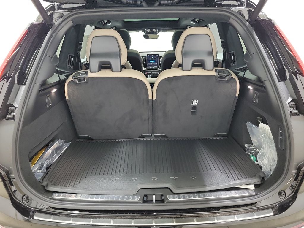 2026 Volvo XC90 B6 Ultra