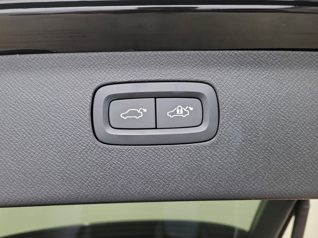2025 Volvo XC90 B6 Plus 7-Seater 2025.5
