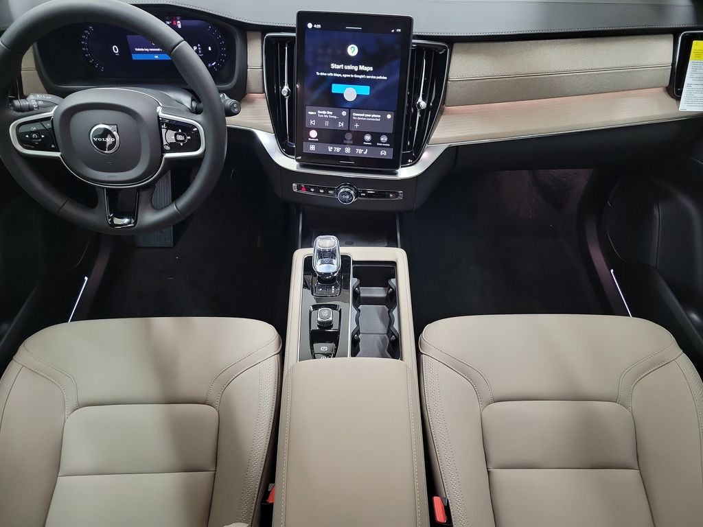 2026 Volvo XC90 B6 Plus 7-Seater