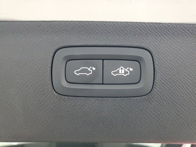 2025 Volvo XC90 B6 Plus 7-Seater