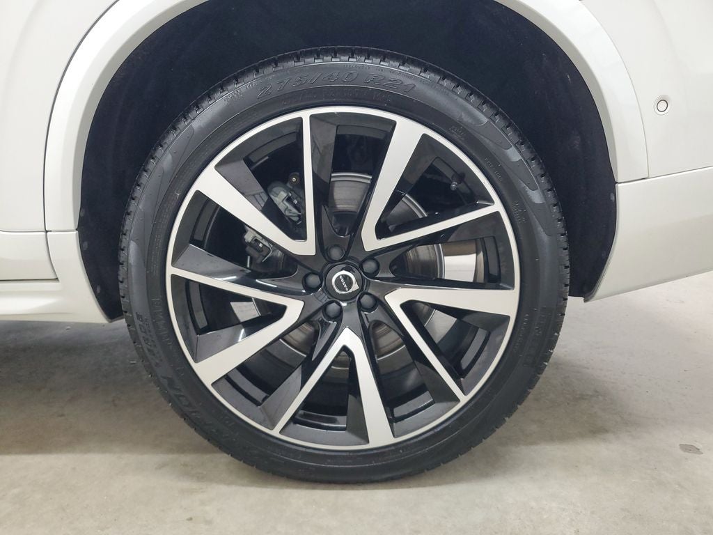 2025 Volvo XC90 B6 Plus 7-Seater